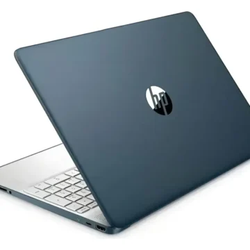 Notebook HP i5-1235U 15,6 FHD con 8GB RAM y 256GB SSD, ideal para trabajo